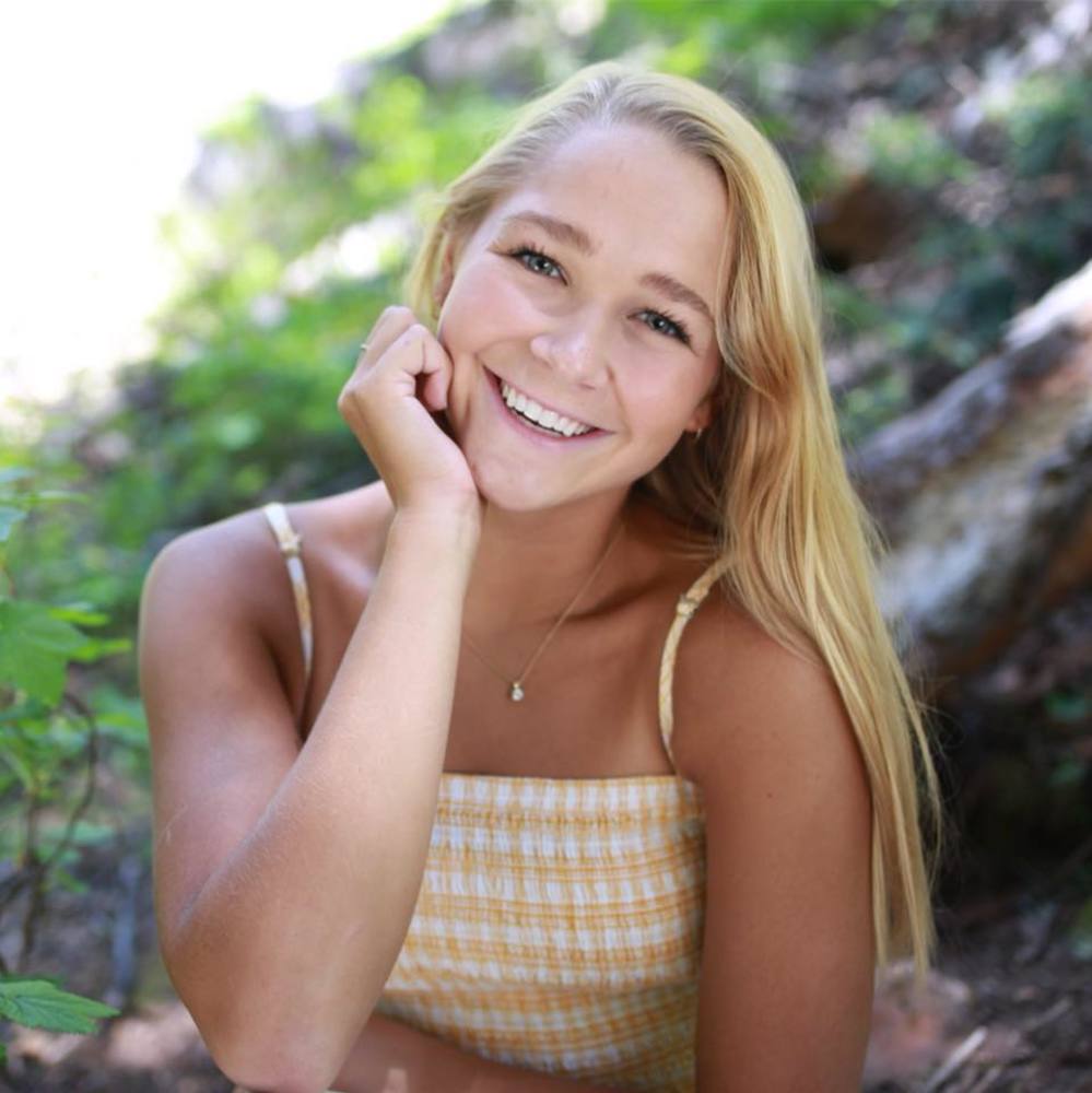 Meet your Posher, Anna grace